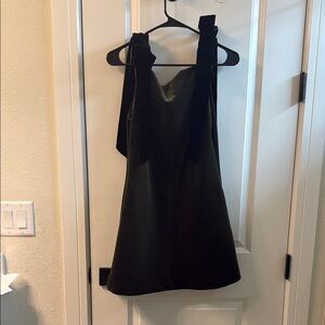 Elegant green and Black Velvet Dress